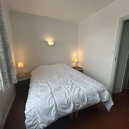 Feriehus Maison Familiale Pour 8 Avec Terrasse, A 300m De La - - Fr-1-224b-228